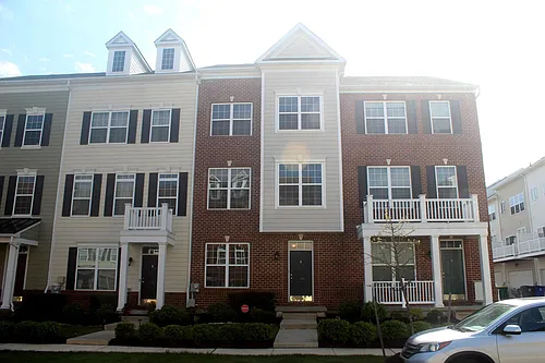 1145 Clemson St Photo 1