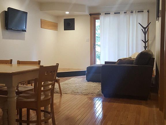4th image of 1001 Grandview Dr #12