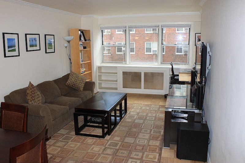 1st image of 245 E 35th St APT 10D