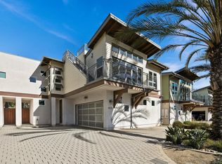 1935 N Vulcan Ave, Encinitas, CA 92024