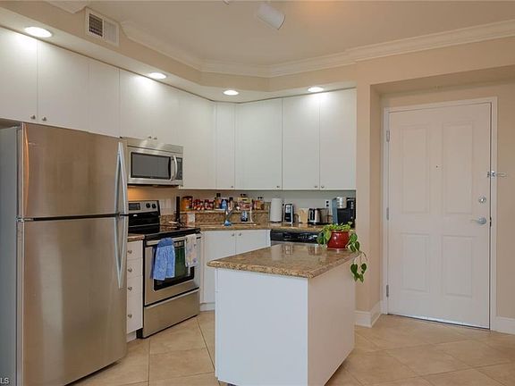 3rd image of 2825 Palm Beach Blvd APT 612