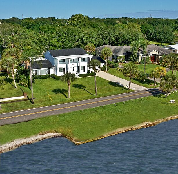 1st image of 3703 N Indian River Dr