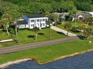 3703 N Indian River Dr, Cocoa, FL 32926