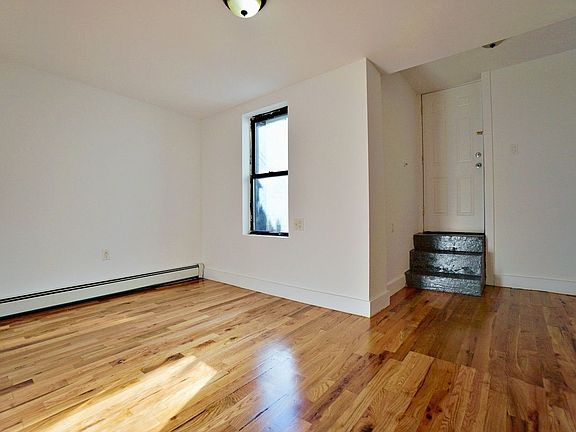 4th image of 80 Williams Ave #1