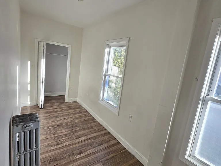 96 Moraine St #2 — Photo 7