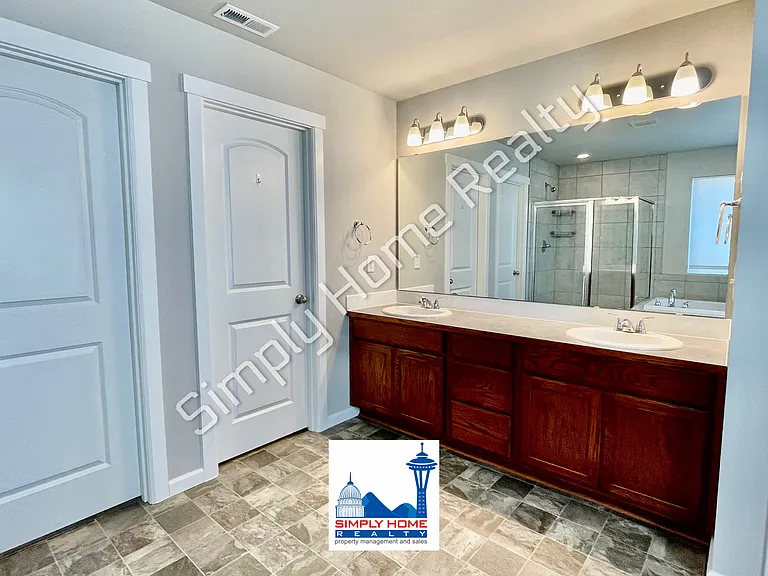 5021 Andrew St SE — Photo 14