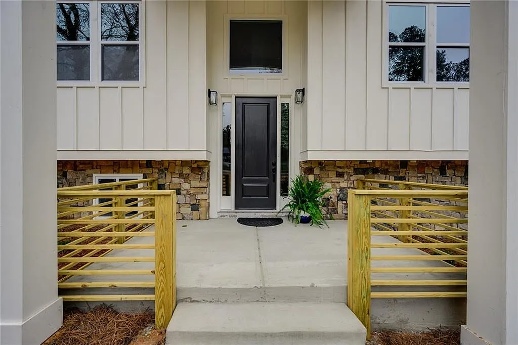 4 bed, 3.0 bath, 3100 sqft, $3,300 — Photo 3