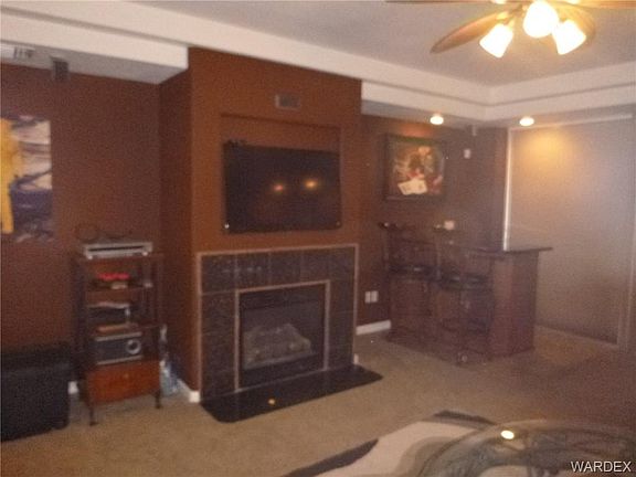 5th image of 211 Moser Ave Unit 4