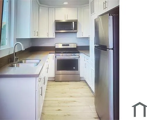 10210 S Dixon Ave #1 — Photo 1