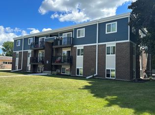 Parkview Apartments, Owatonna, MN 55060