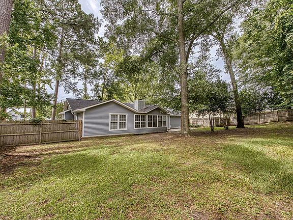 5th image of 1804 Haisten Dr