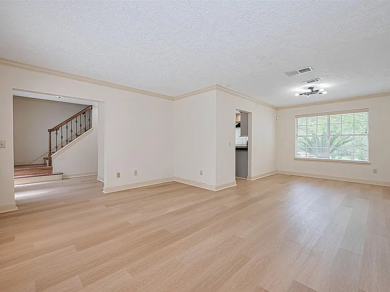 3614 Bee Bayou Ln — Photo 16