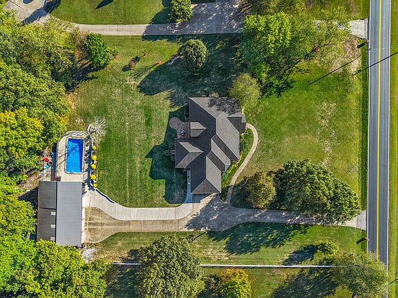 2nd image of 635 Mobley Rd