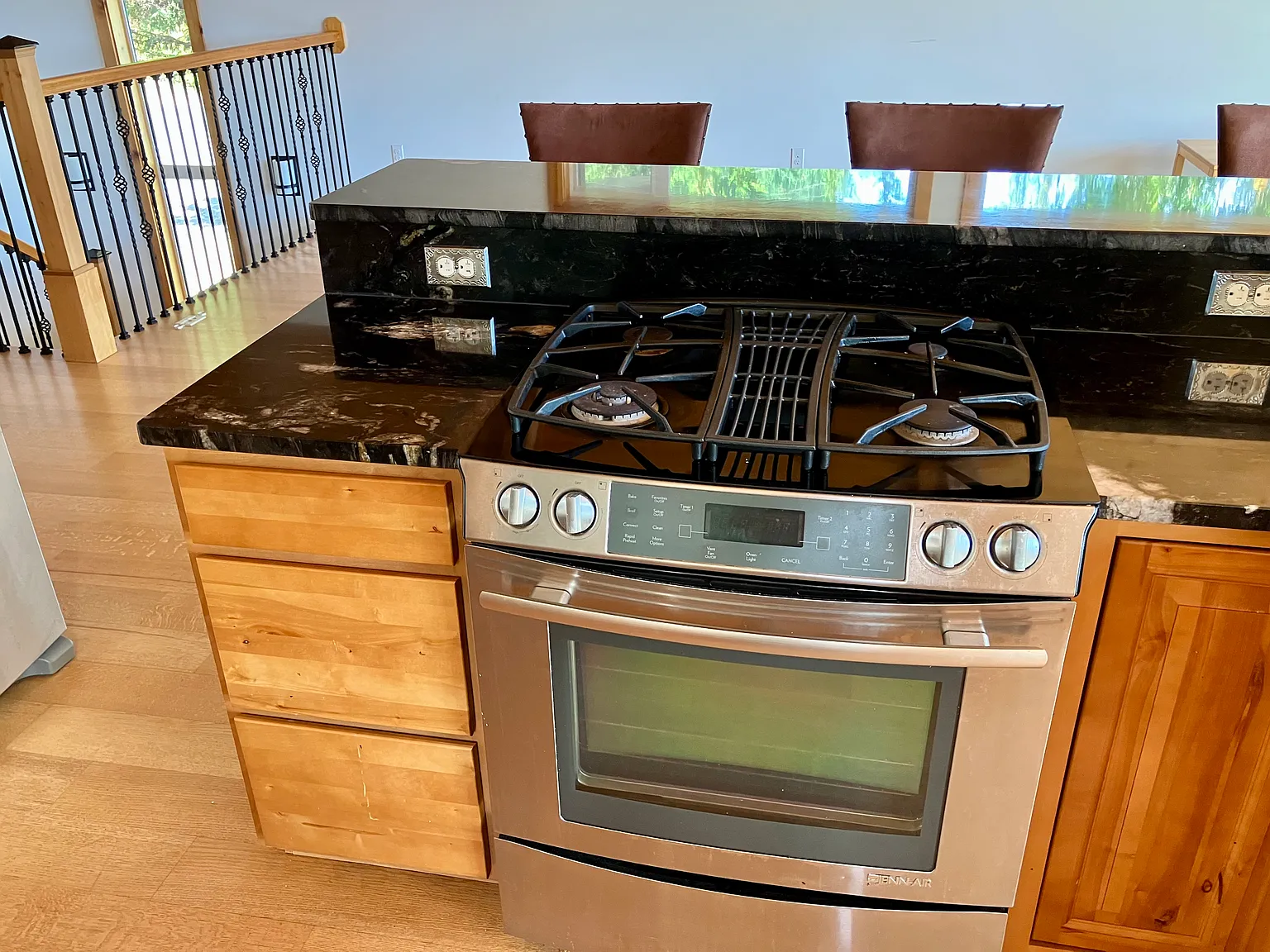 3 bed, 1500 sqft, $2,500 — Photo 4