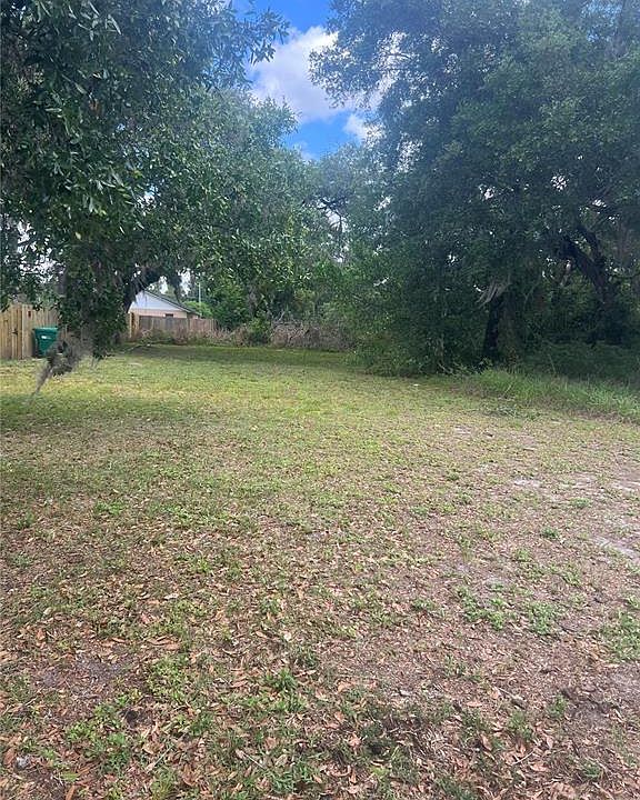 2nd image of E Jackson Ave