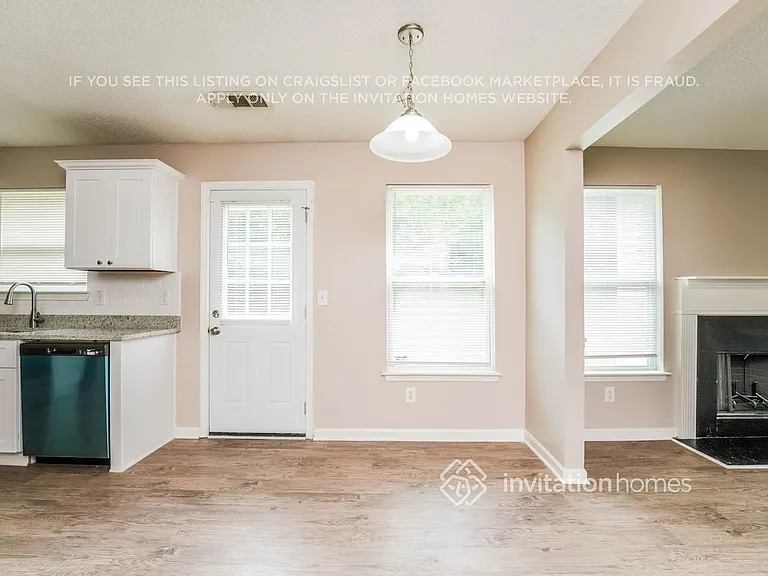 4937 Bryant Dr — Photo 5
