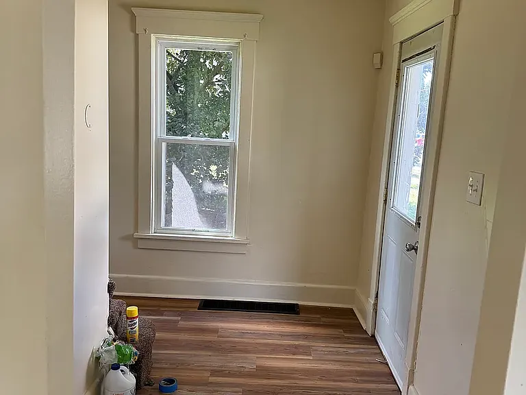 1710 Edwards Ave NE — Photo 6