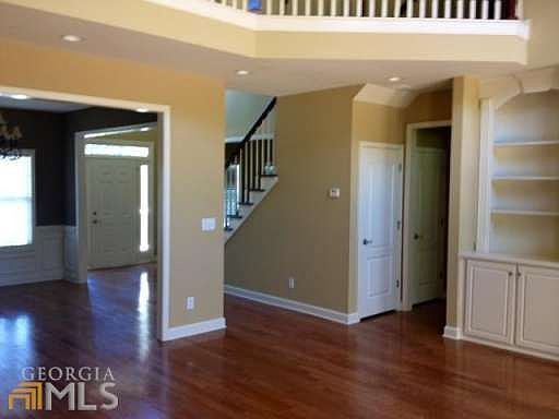 2nd image of 480 Langley Creek Dr