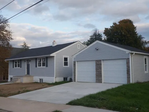 182 Berkley Ave, Lansdowne, PA 19050