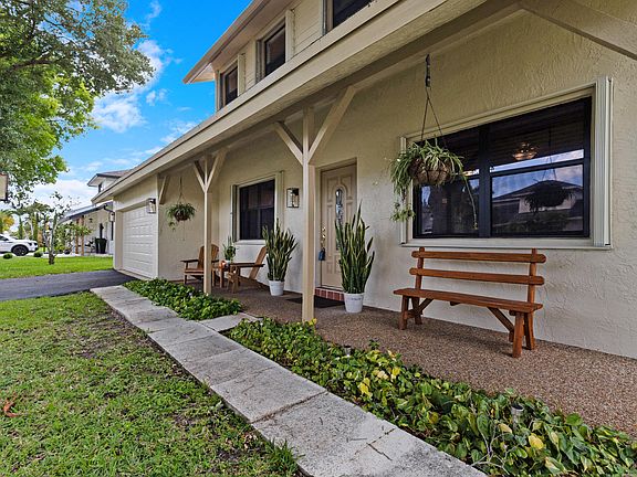 4th image of 4735 NW 113th Terrace