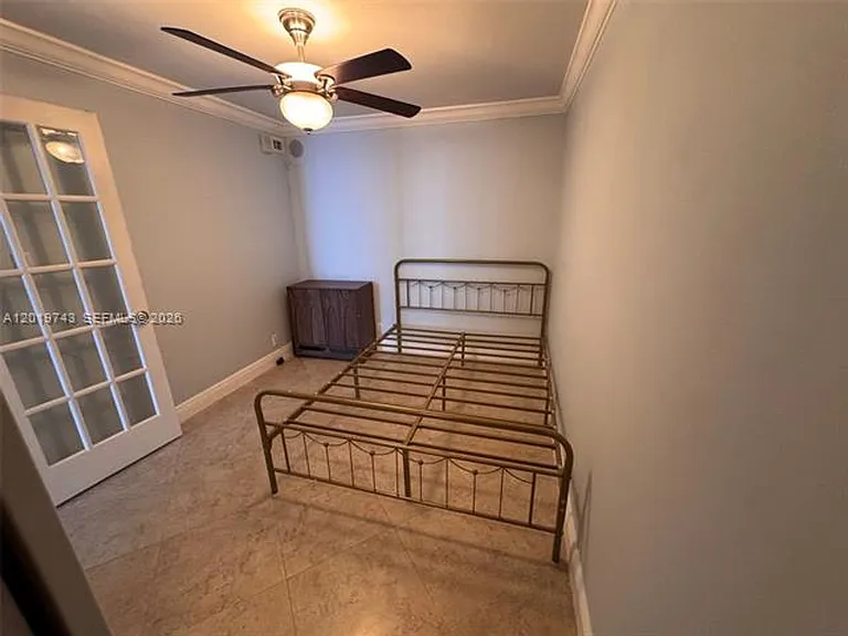 2401 Collins Ave #1807 — Photo 17