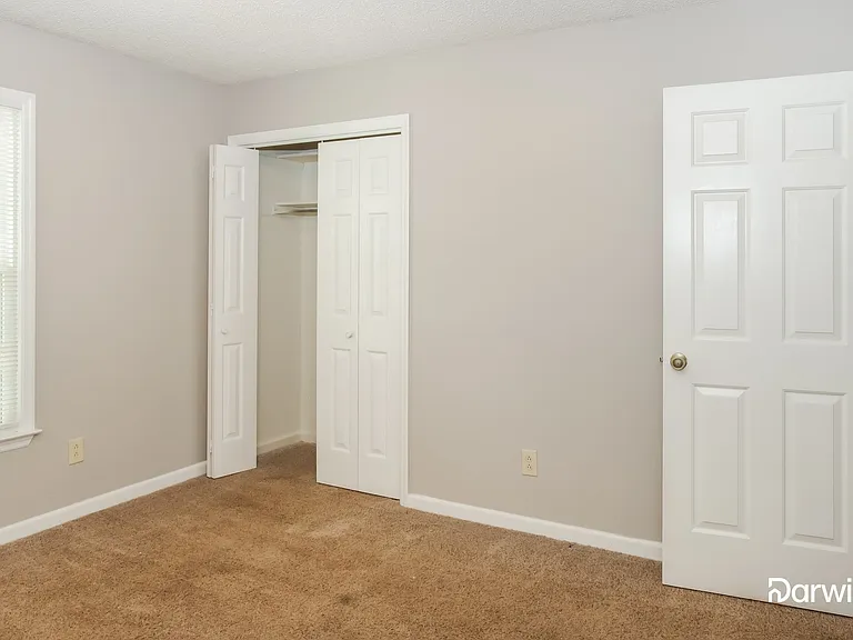 251 Pops Cor — Photo 12