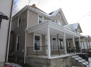 709 1st St, Huntington, IN 46750