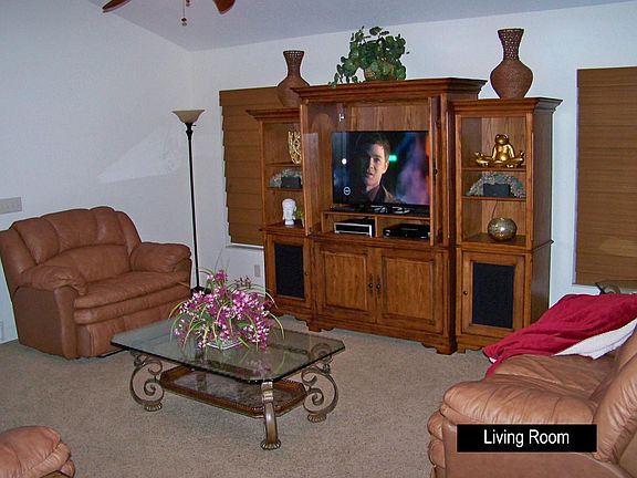 2nd image of 1425 Duncan Dr