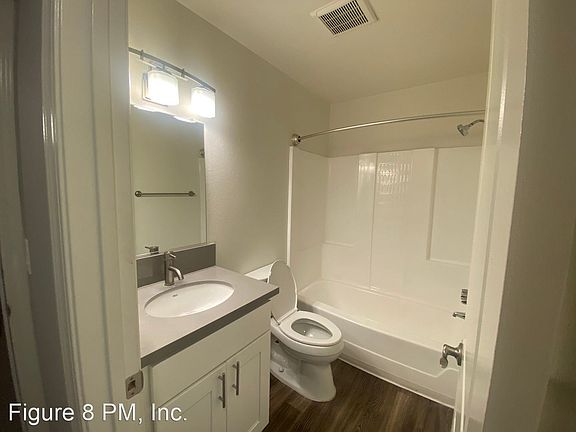 3rd image of 1804 N Alvarado St #5
