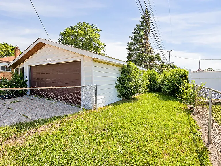 28783 Leona St — Photo 33