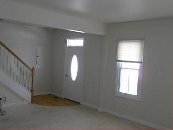 4th image of 703 S Central Ave