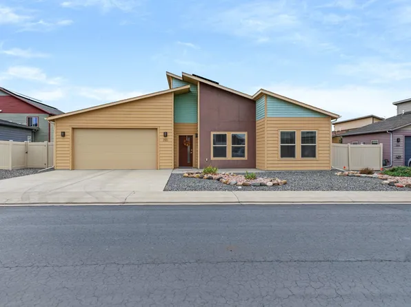 390 Blue River Dr, Grand Junction, CO 81504