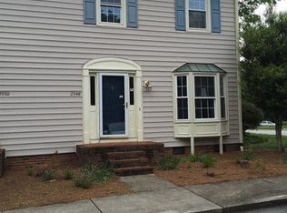 2548 Cottage Pl, Greensboro, NC 27455