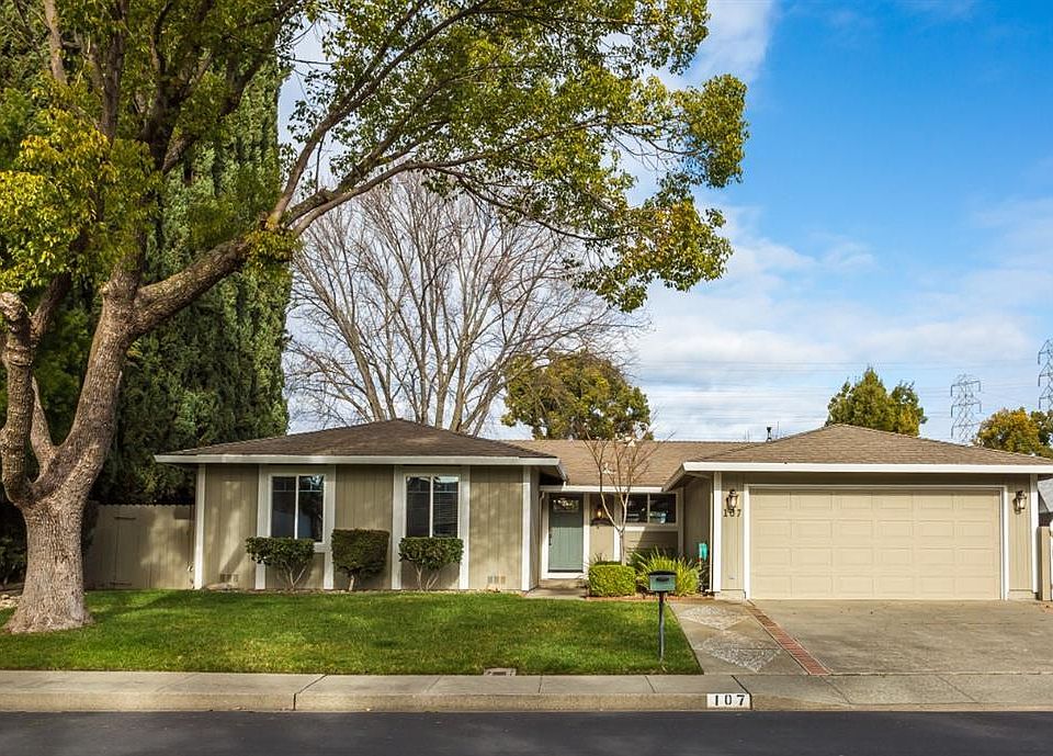 1st image of 107 W Cheyenne Drive