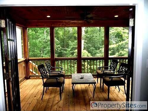 2nd image of 264 Thistle Glen Ct
