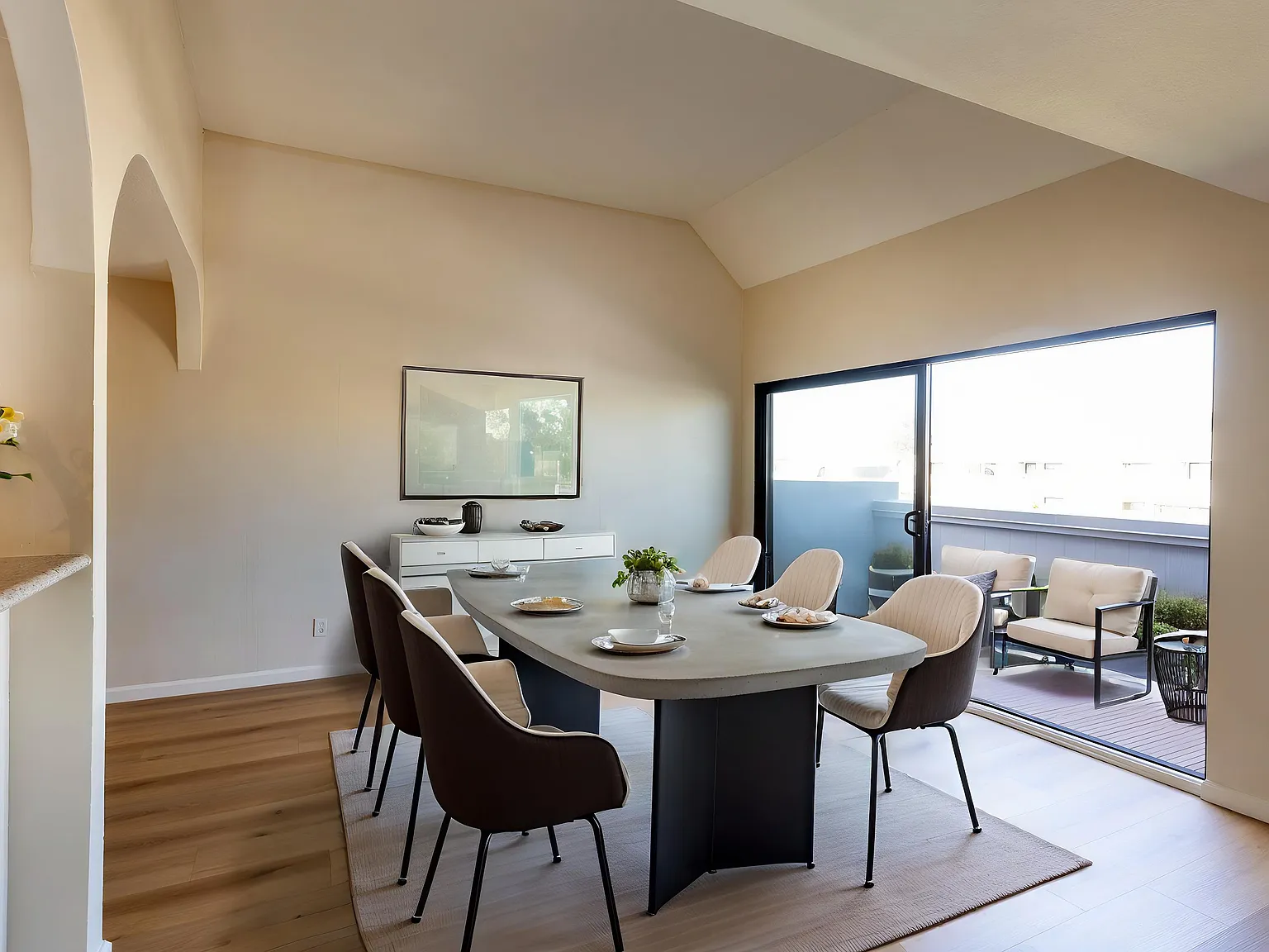 1 bed, 668 sqft, $2,888 — Photo 2