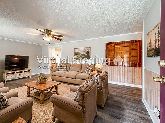 4th image of 925 Bland St