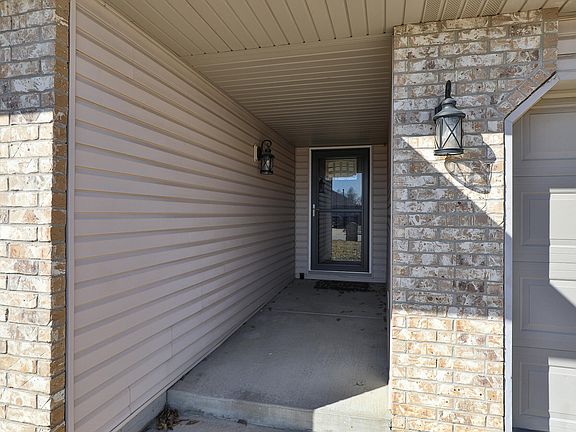 3rd image of 795 S Natalie Avenue
