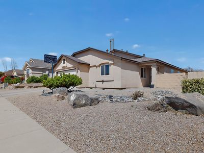 5715 Aida Rd NW, Albuquerque, NM, 87114