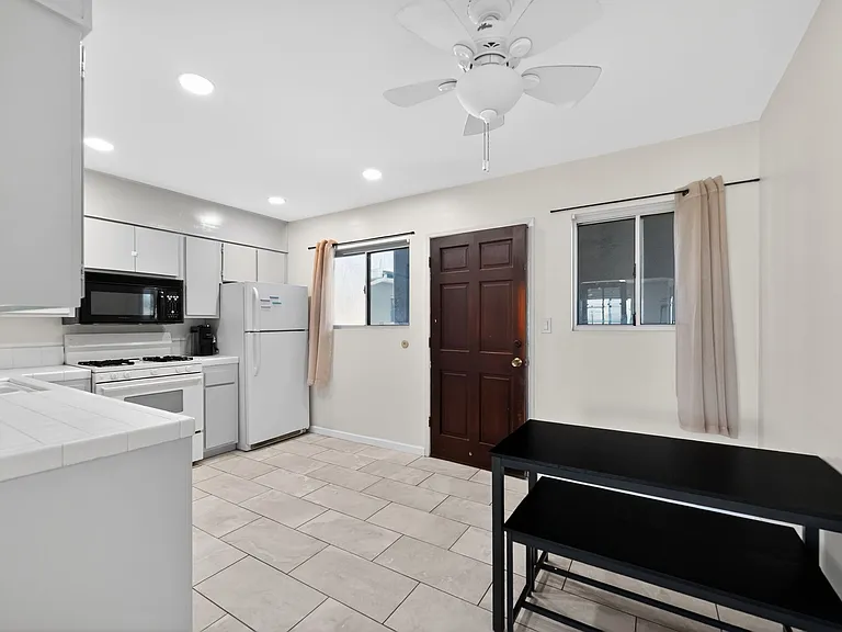 4875 Cole St #61 — Photo 8
