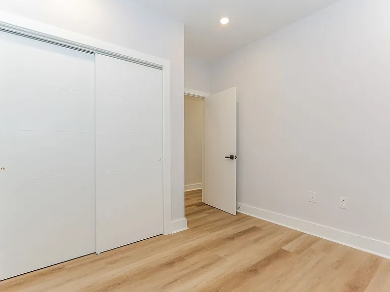 820 N 40th Street — Photo 13