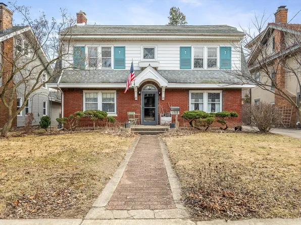 1717 Harlem Blvd, Rockford, IL 61103