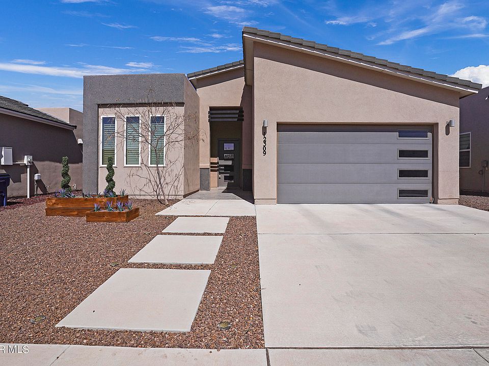 1st image of 12309 Desert Palms Ave