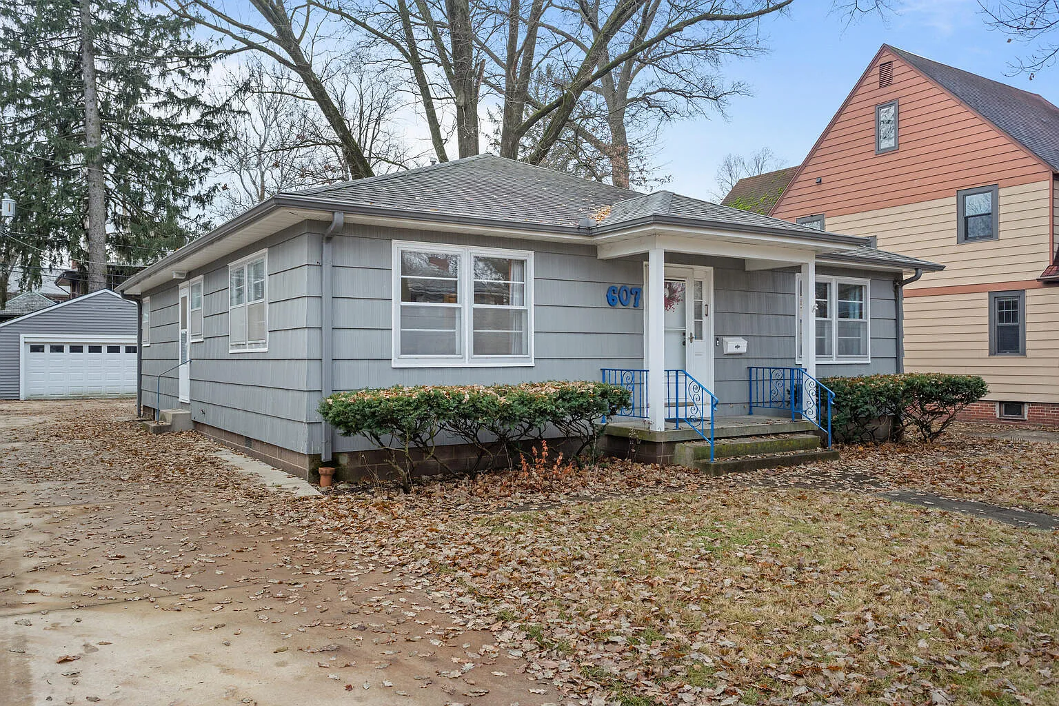 607 Indiana Ave photo 1