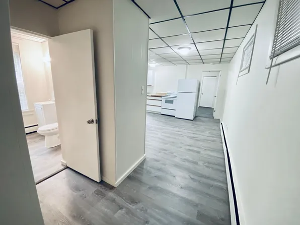 42 Green, 42 Green St APT 5, Augusta, ME 04330