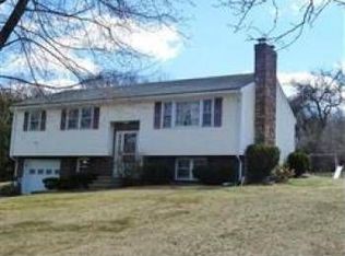 26 Mountain View Dr, Westborough, MA 01581