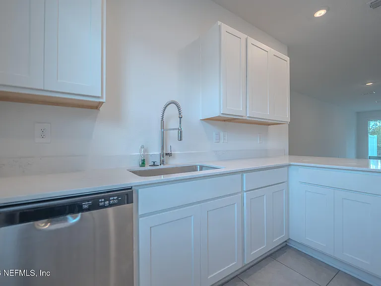 211 Sage Branch St — Photo 5