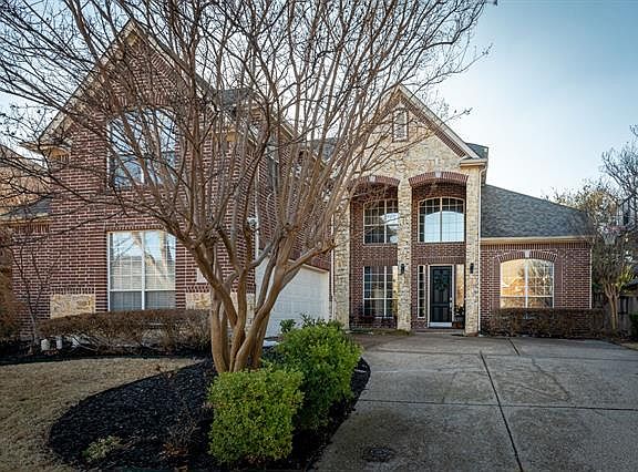 3rd image of 2113 Waterbrook Dr