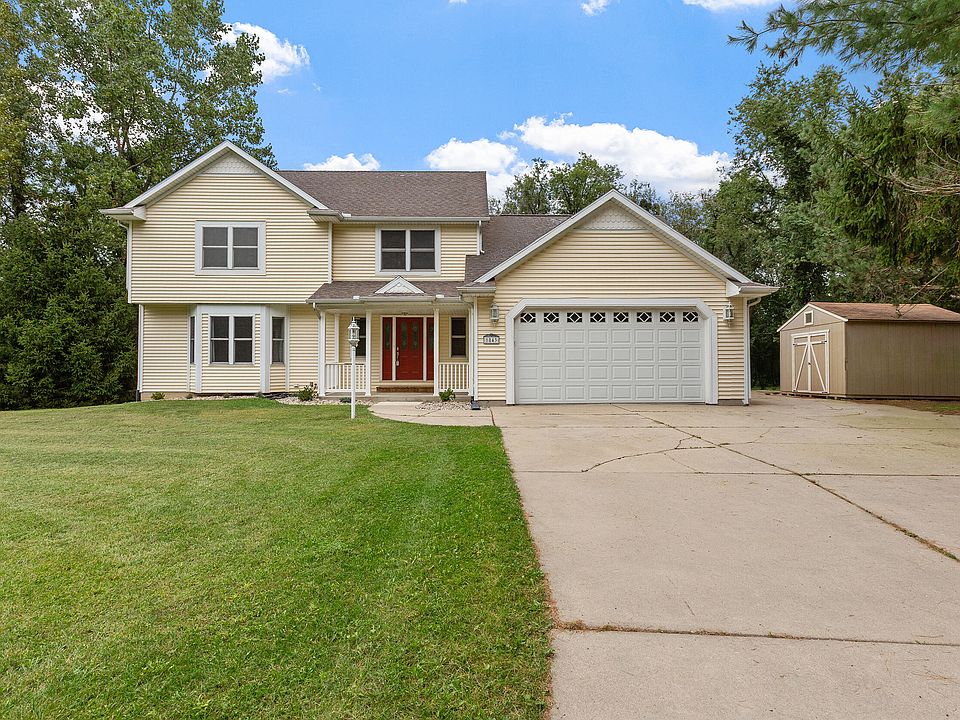 1st image of 1843 N Pine Ridge Dr
