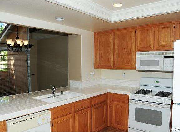 4th image of 125 Nightingale Dr